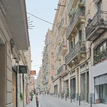 My Space - Newly Renovated In Gracia For Families And Executives *